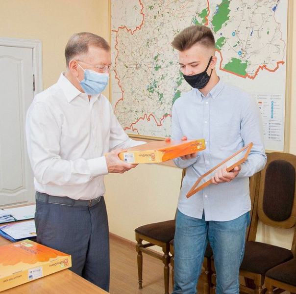 Награждение молодежных лидеров